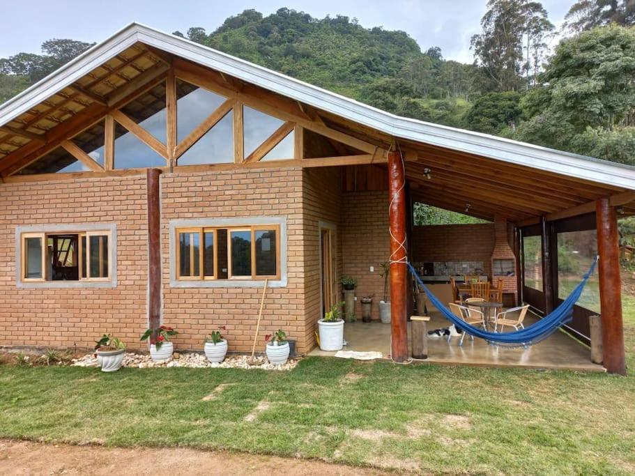 Chale Araucaria- Vale Das Pedras Mg Sapucaí-Mirim Eksteriør bilde