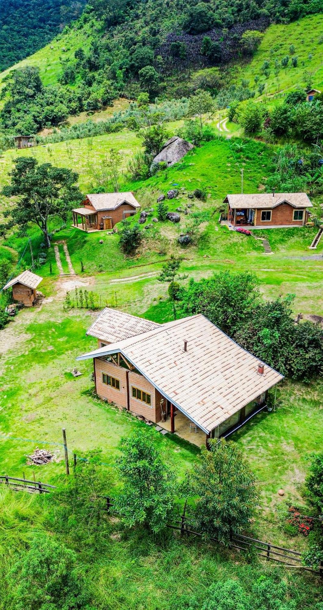 Chale Araucaria- Vale Das Pedras Mg Sapucaí-Mirim Eksteriør bilde